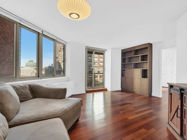 206 East 95th Street image 1 of 11