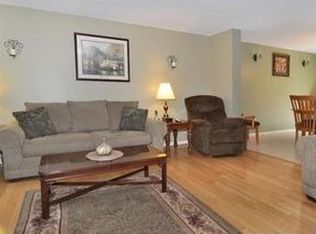16 Morgan Ln, Norton, MA 02766