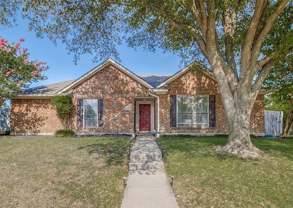 1st image of 1519 Flameleaf Dr