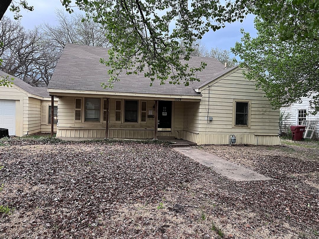 1104 Park Ave, Bonham, TX 75418 Zillow