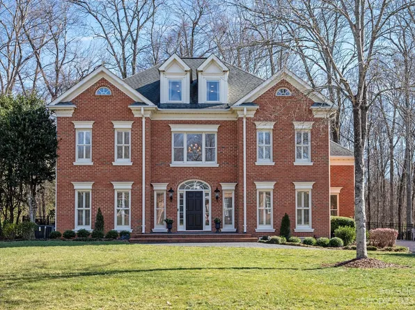 13021 Whisper Creek Dr, Charlotte, NC 28277