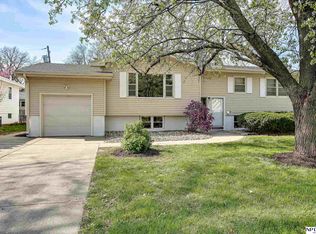 8011 Pasadena Ave, Omaha, NE 68124