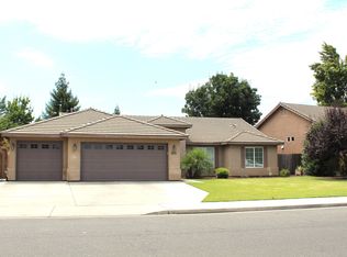 2151 W Orange Avenue, Porterville, CA 93257