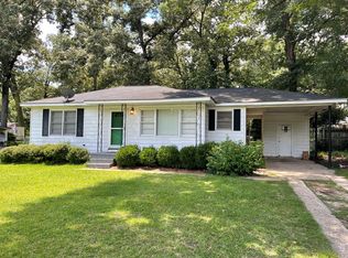 307 Ridgeway Dr, Americus, GA 31709