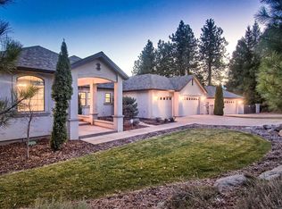 708 Michele Dr, Mount Shasta, CA 96067