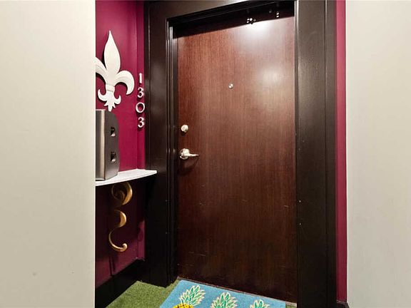 3rd image of 314 N Broadway APT 1303