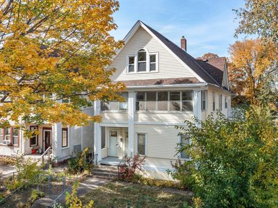 1045 James Ave N, Minneapolis, MN, 55411