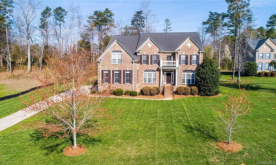 1st image of 8625 Carly Ln E