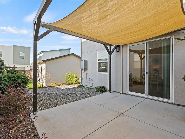 1802 Notre Dame Blvd — Photo 31