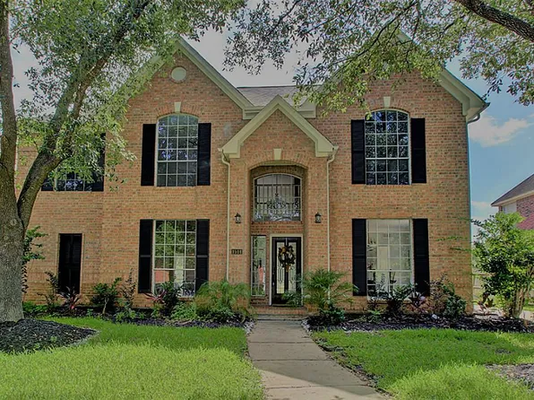 1514 Briarbend Dr, Sugar Land, TX 77479
