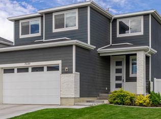 7589 N Silver Park Dr, Eagle Mountain, UT 84005