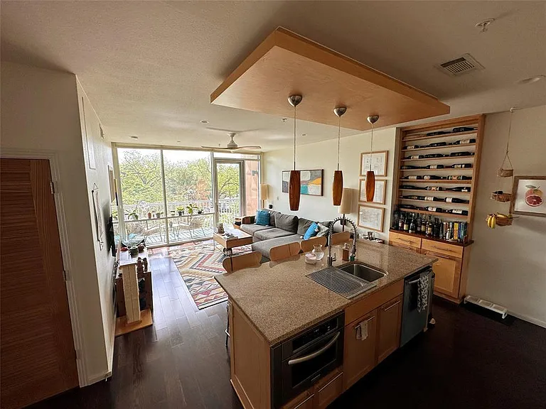 1600 Barton Springs Rd #4306 — Photo 2