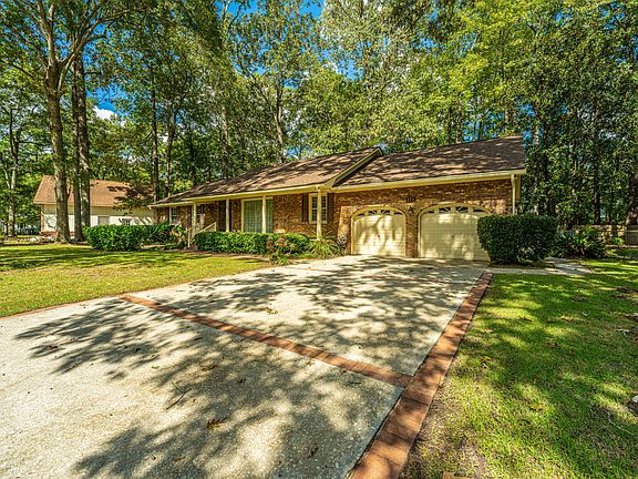 5th image of 115 Stratford Dr