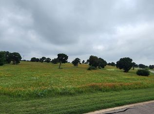 6301 N Aberdeen Dr, Cleburne, TX 76033