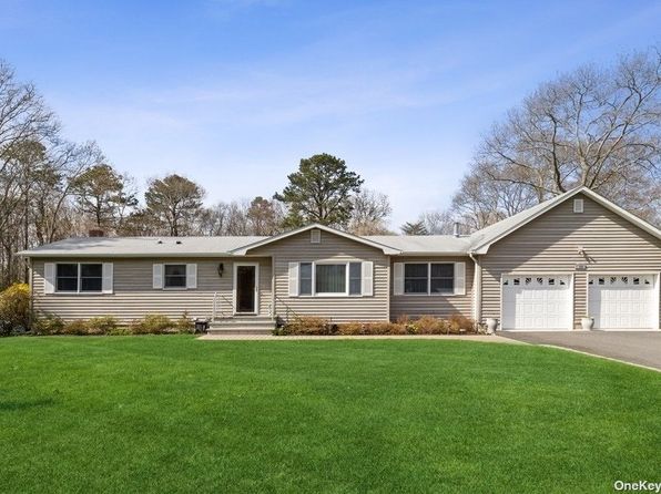 Ranch House Hampton Bays Real Estate 22 Homes For Sale Zillow