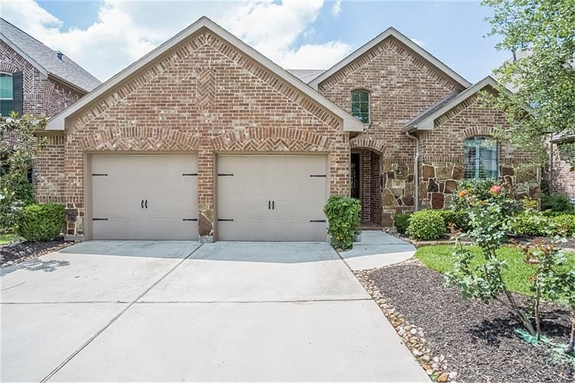 1st image of 42 Vershire Cir