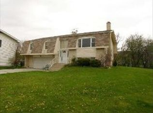 101 W Theodore Ln, Itasca, IL 60143