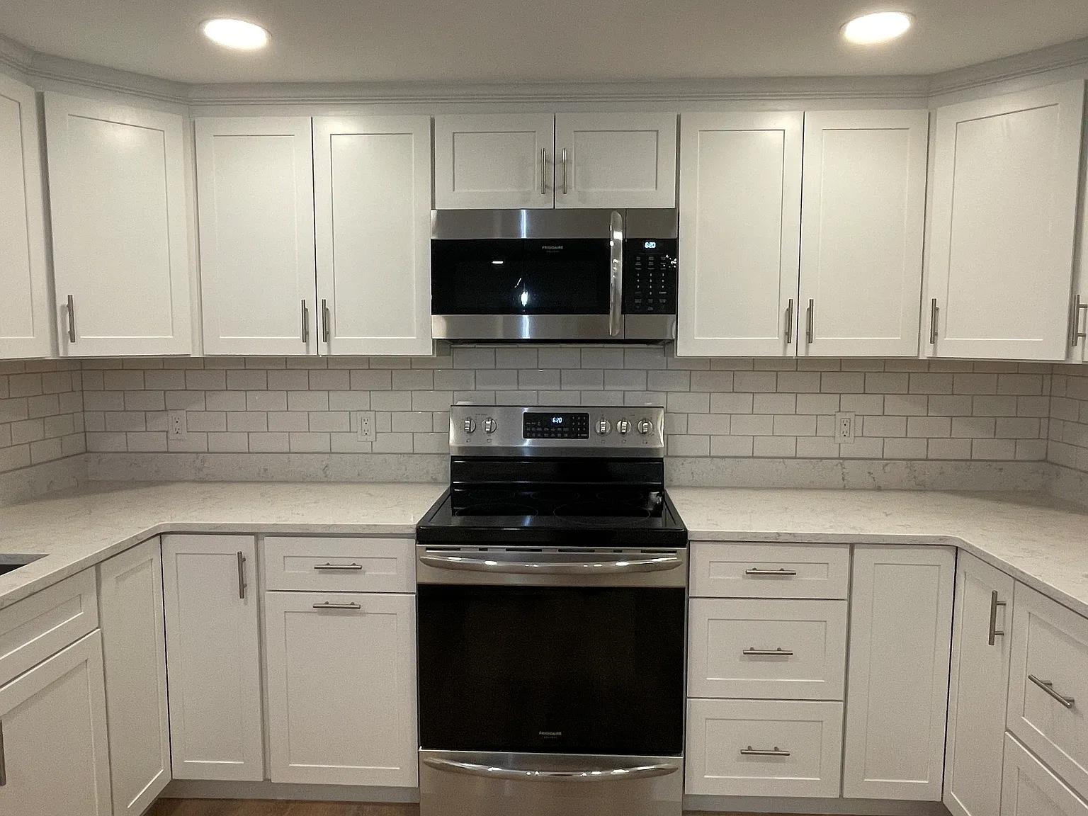 2 bed, 1115 sqft, $2,200 — Photo 4