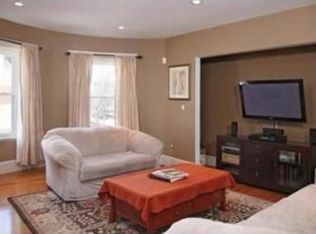6 Shailer St #1, Brookline, MA 02446