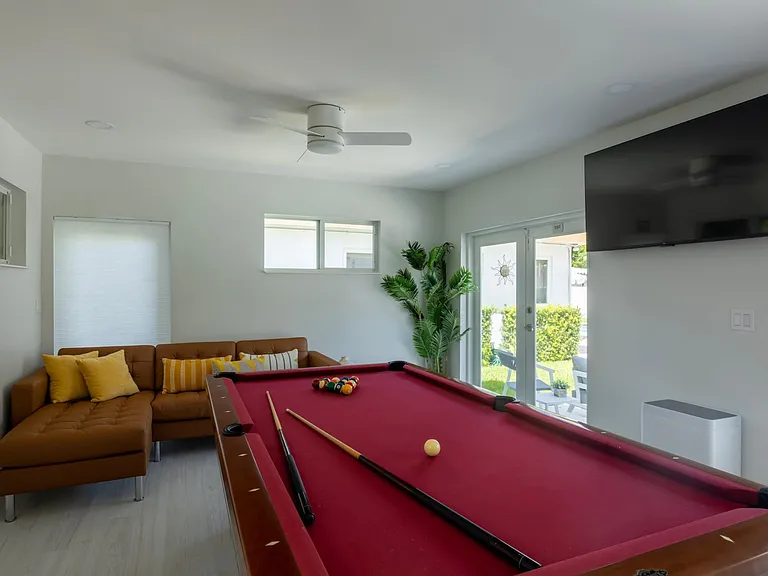 Billiards table in the separate isolated entertainment room.
