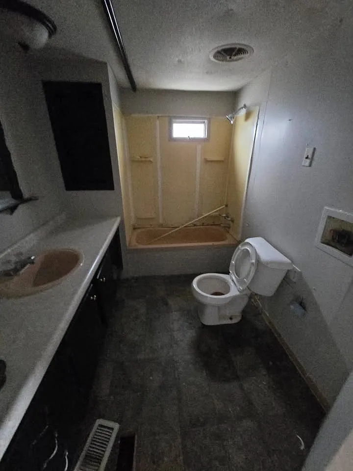 2 bed, $525 — Photo 4