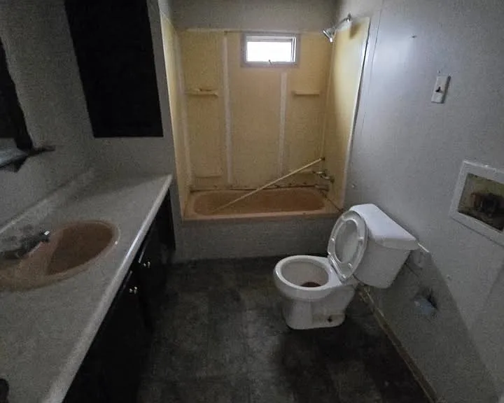 200 E South St #47 — Photo 4