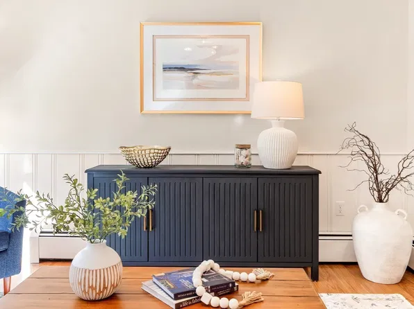 245 Granite St, Rockport, MA 01966