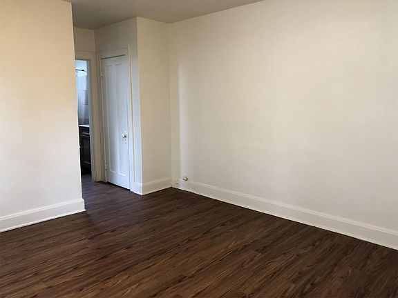 5th image of 219 Gilman Ave #5