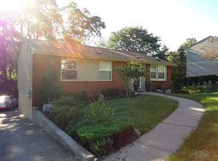 5950 Irishtown Rd, Bethel Park, PA 15102