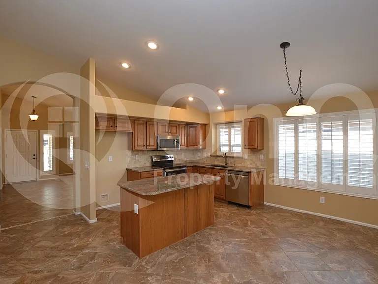 29979 N Maravilla Dr — Photo 2