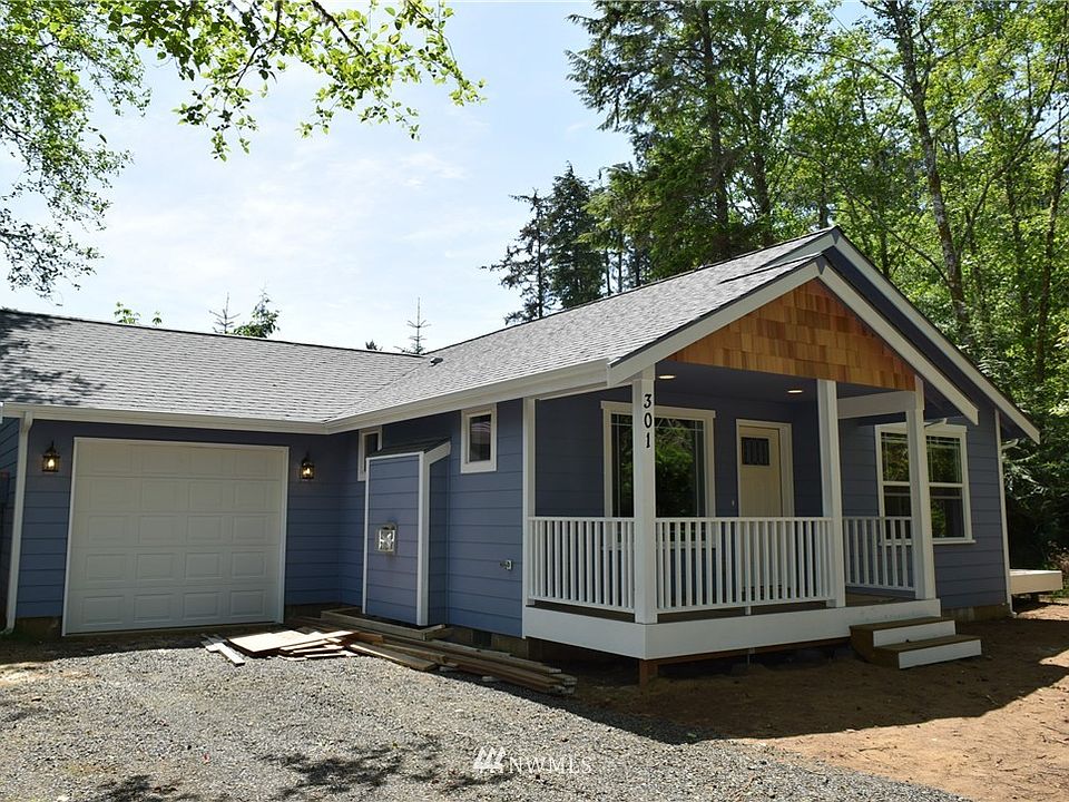 1st image of 100 Duck Lake Drive SE