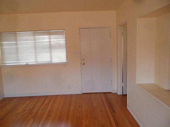 2nd image of 225 Natoma Ave APT C
