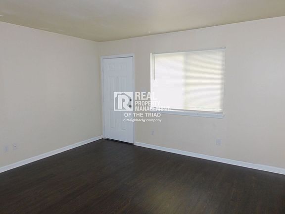 3rd image of 4302 Parker St #G