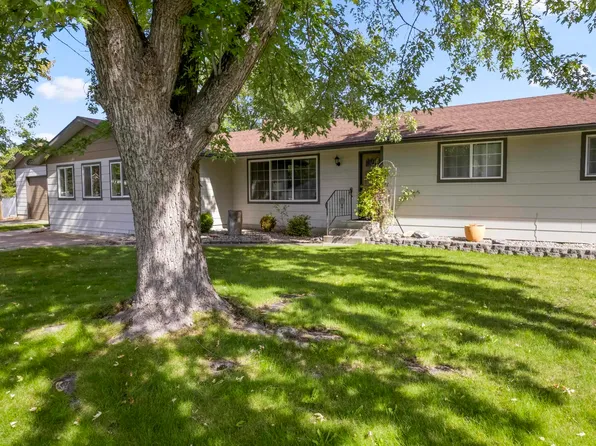 1207 S Pioneer Ct, Veradale, WA 99037