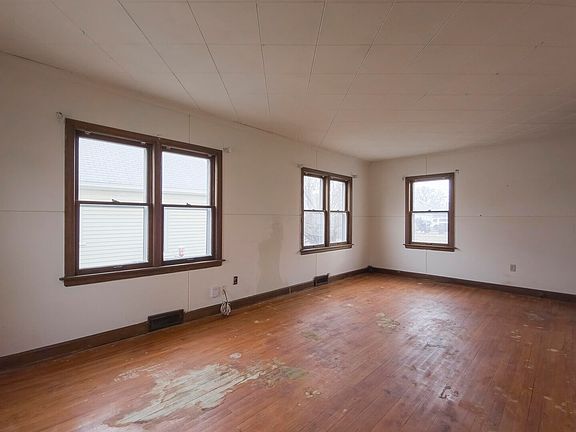 5th image of 408 E 29th St
