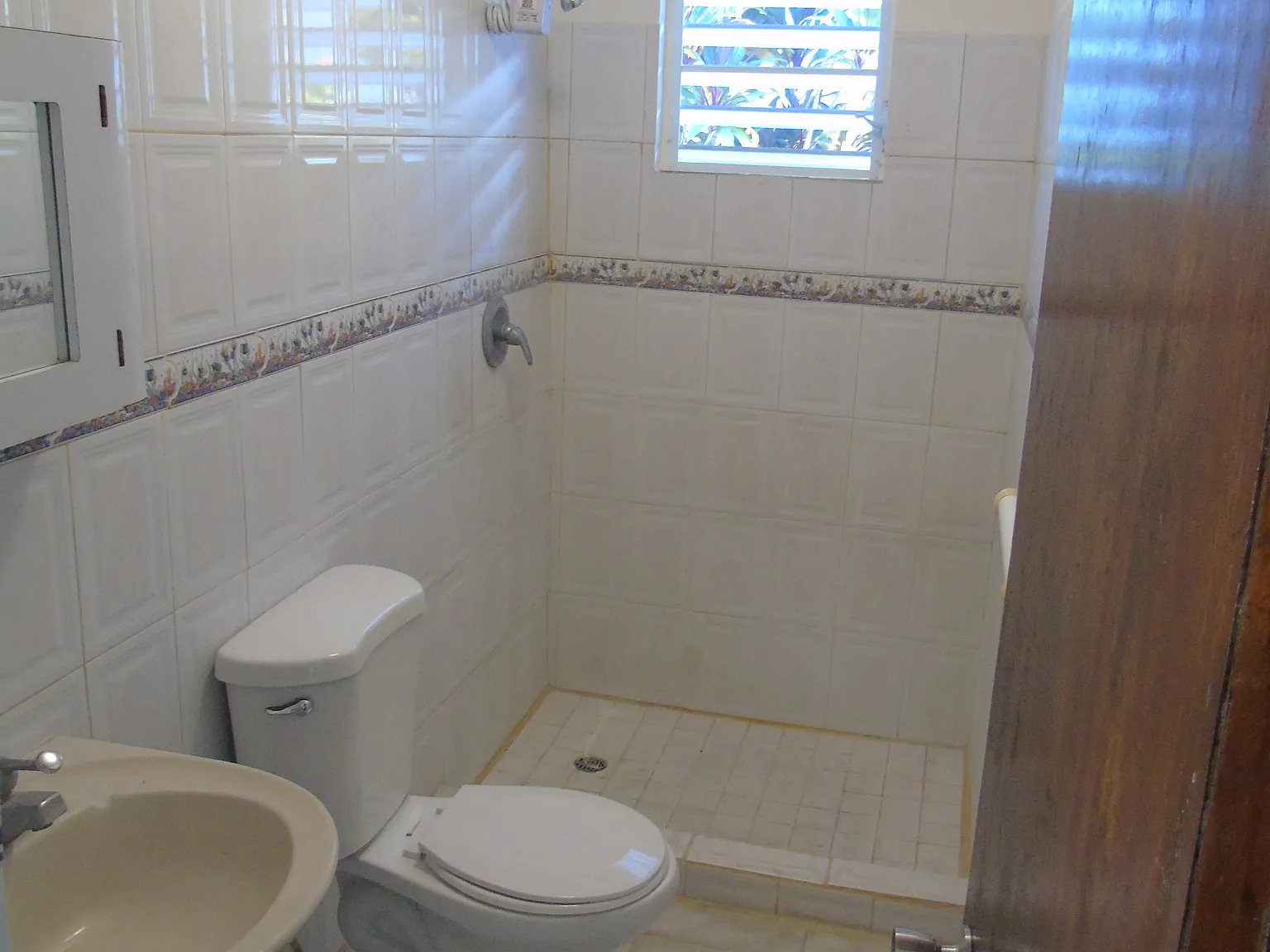 2901 Calle 11 — Photo 4