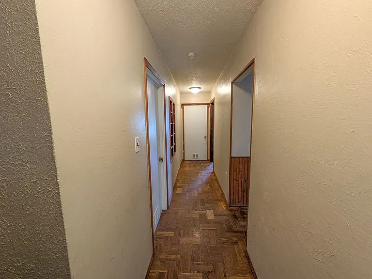 770 Peyton Dr — Photo 12