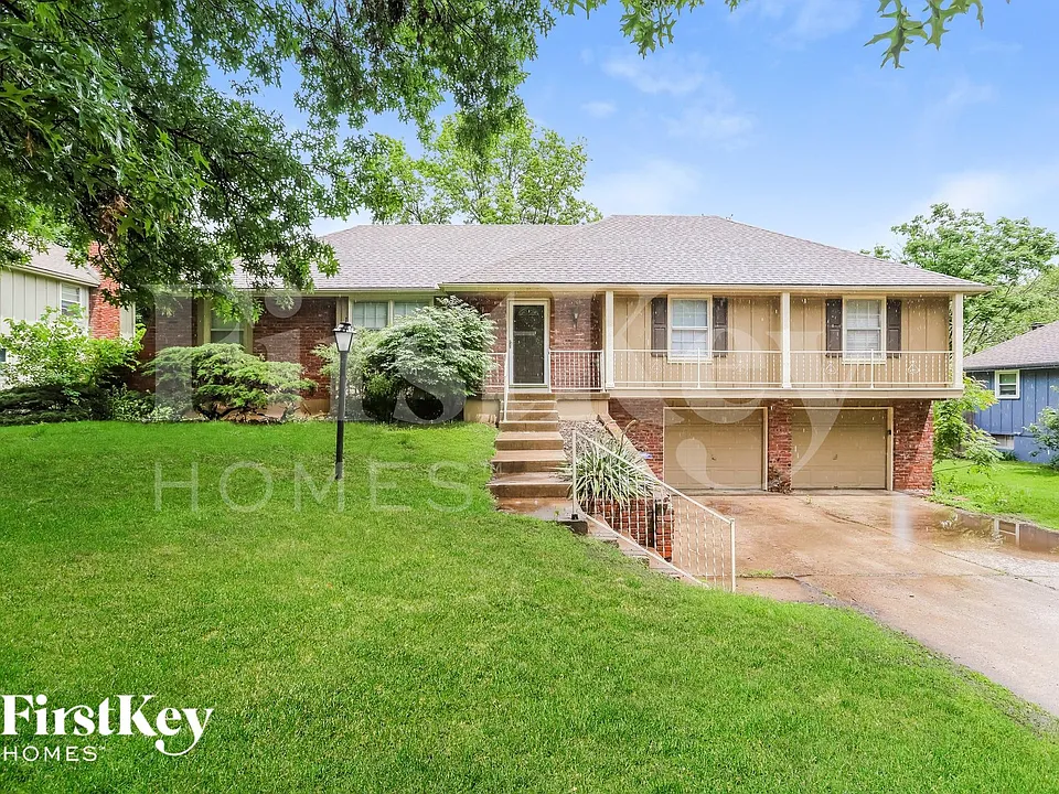 111 Johnston Pkwy