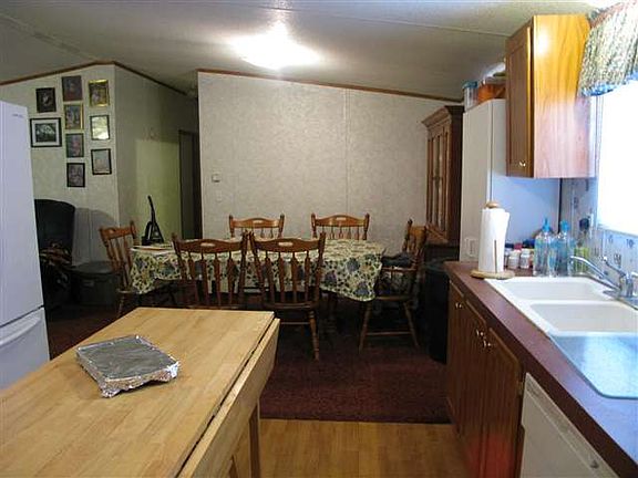 5th image of 960 Navajo Dr