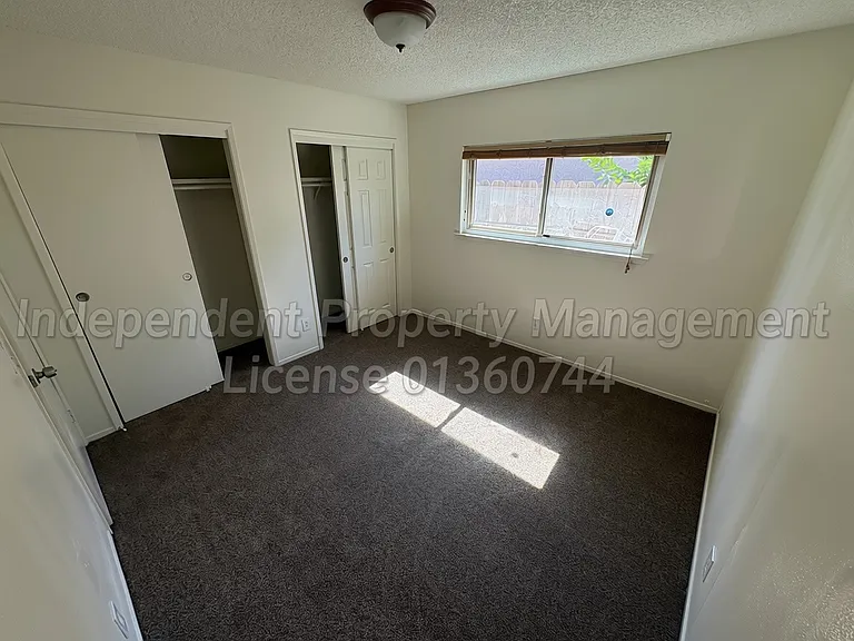 2601 Pinewood Dr — Photo 8