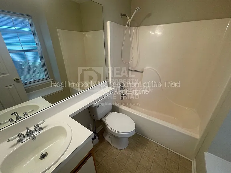 3607 McCuiston Rd #52 — Photo 11