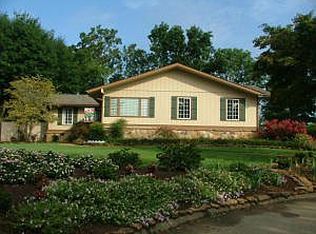 12017 Olympic Dr, Knoxville, TN 37934