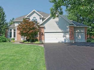 6 Blossom Hill Ct, Rexford, NY 12148