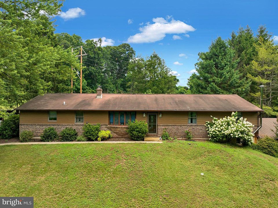 1st image of 620 Gouglersville Rd