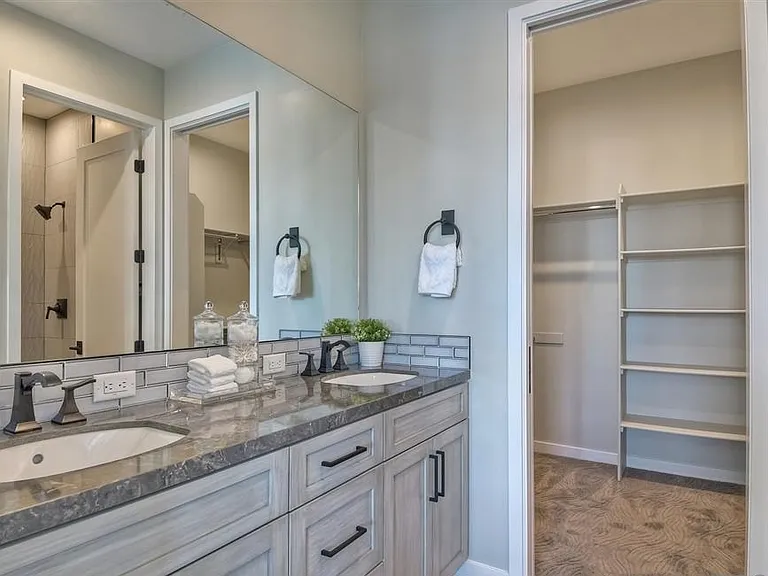 187 Daisy Ave — Photo 12