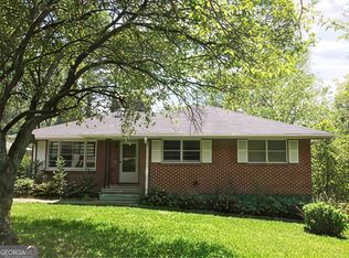 677 Shellnut Dr, Forest Park, GA 30297