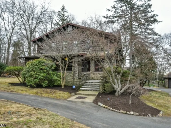 88 Sicomac Rd, North Haledon Boro, NJ 07508