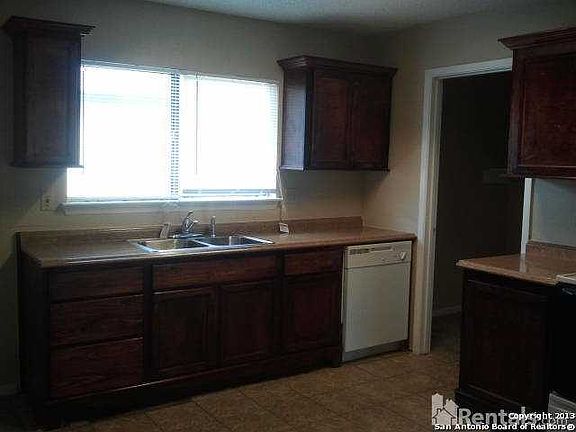 4th image of 8302 Pine Meadow Dr