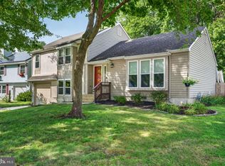 9 Camelia Ln, Mount Laurel, NJ 08054