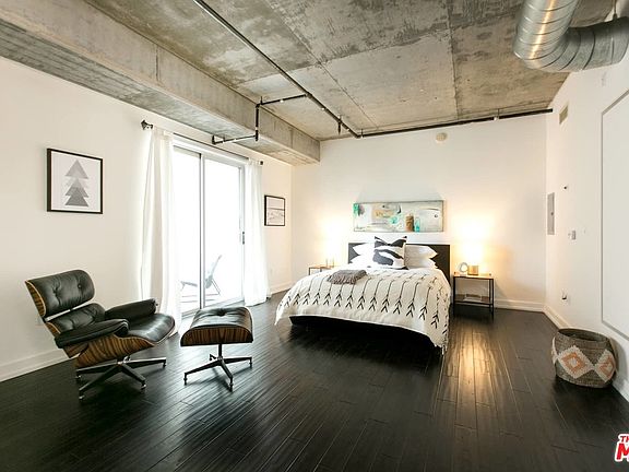 5th image of 645 W 9th St APT 533